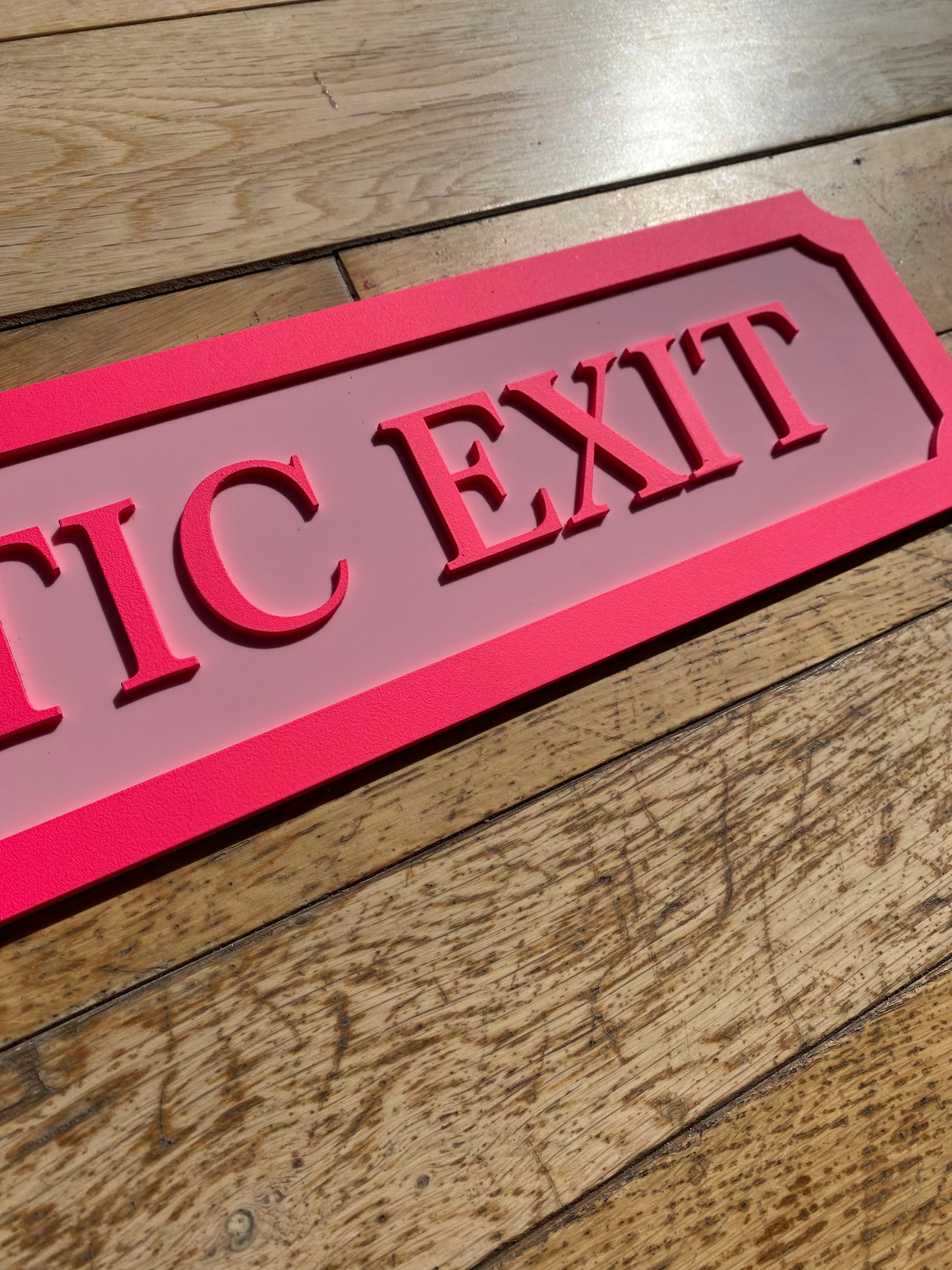 DRAMATIC EXIT Street Style Sign