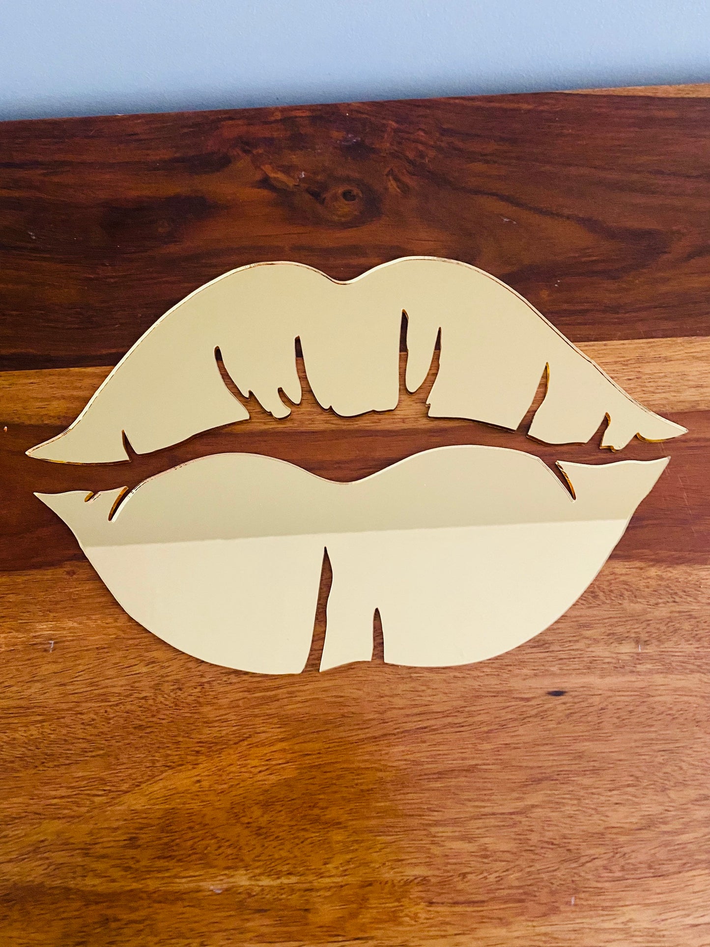 MINI Mirror Gold acrylic lips - Acrylic - Lip Decor - Wall decor - wall lips