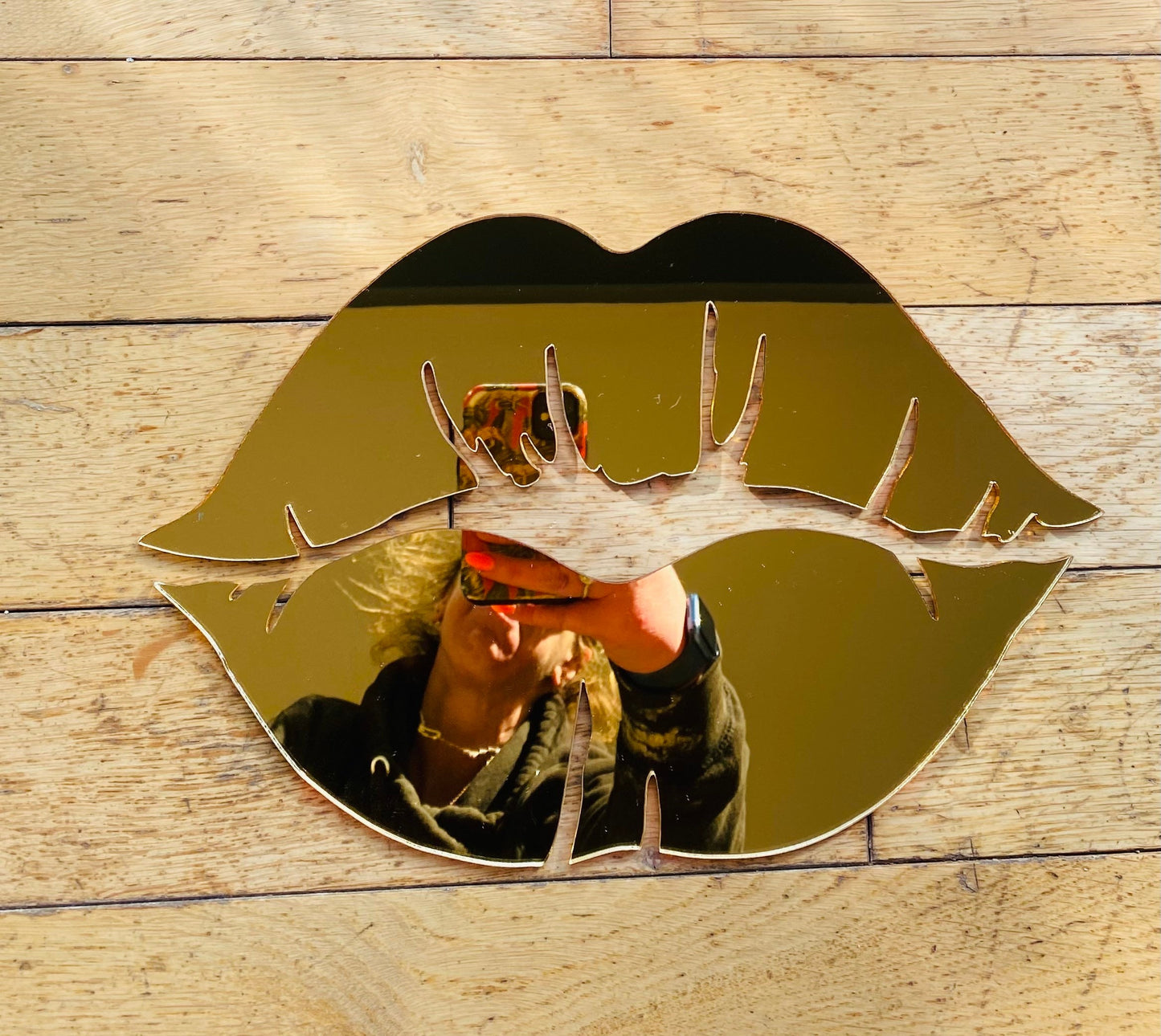MINI Mirror Gold acrylic lips - Acrylic - Lip Decor - Wall decor - wall lips
