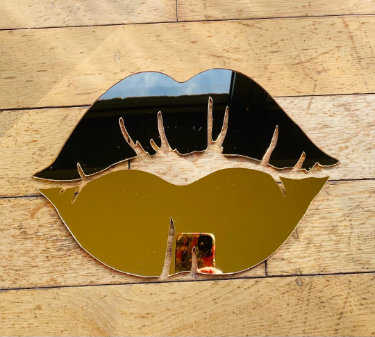 Mirror acrylic lips  - Acrylic - Choose your size