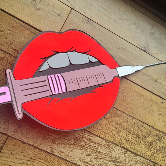 Mirror Lips Holding A Syringe - Mirror Art