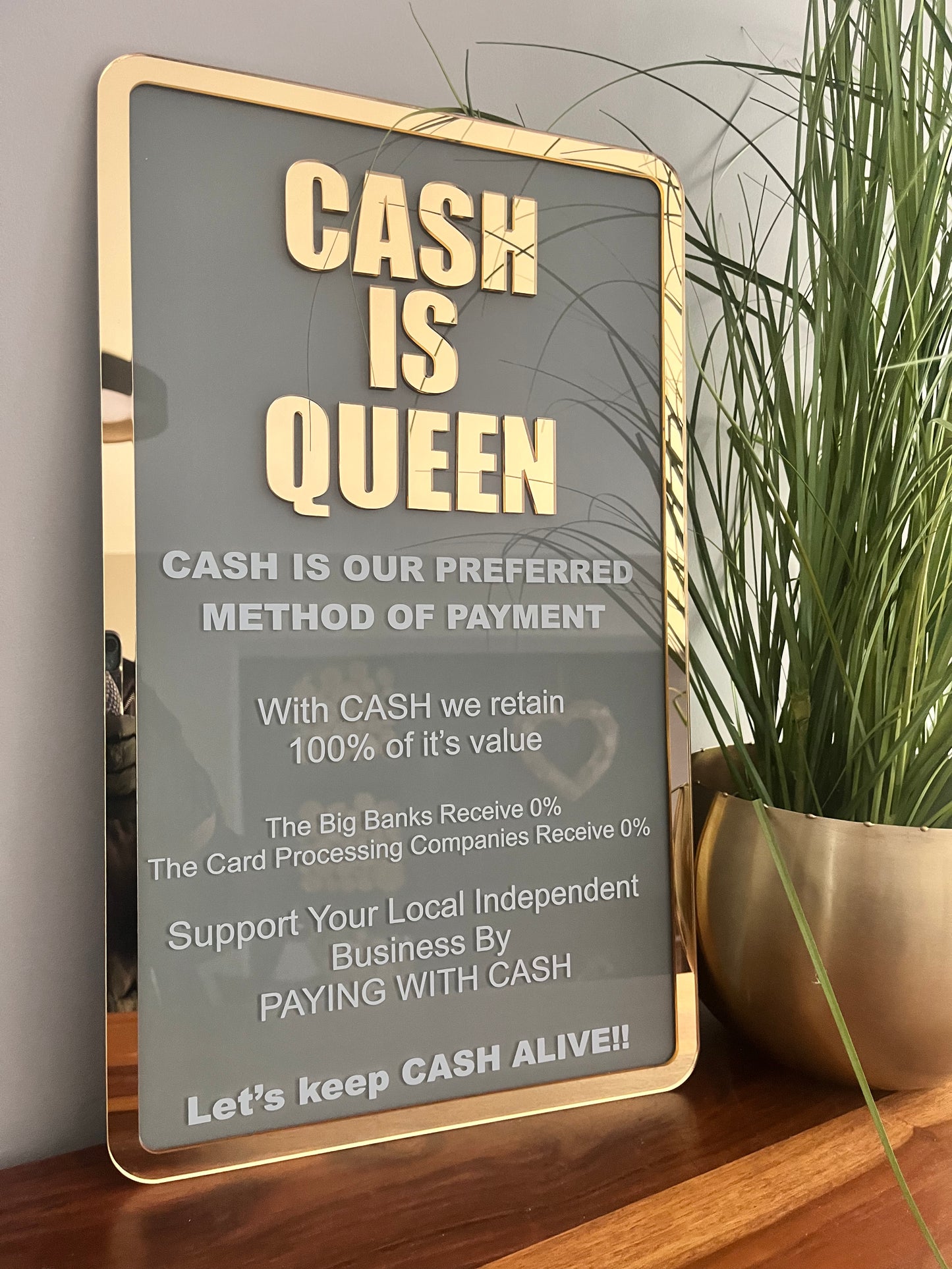 CASH IS QUEEN business sign