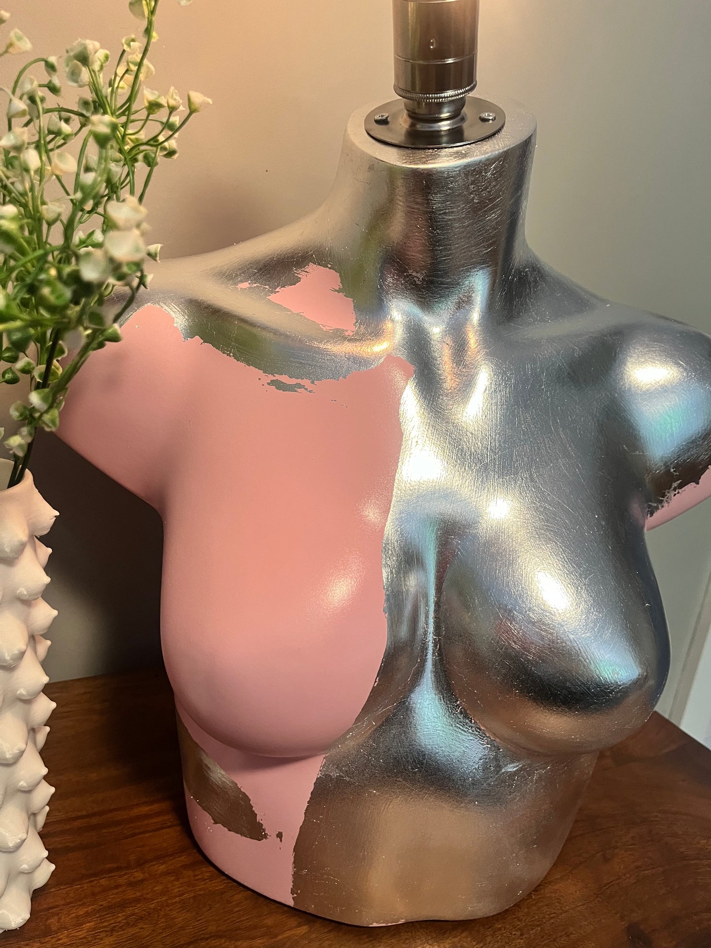 Bust Mannequin Lamp - Gloss Baby Pink with Silver Leaf