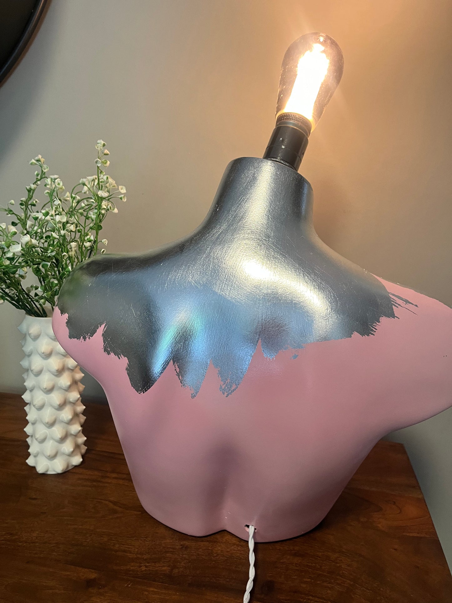 Bust Mannequin Lamp - Gloss Baby Pink with Silver Leaf