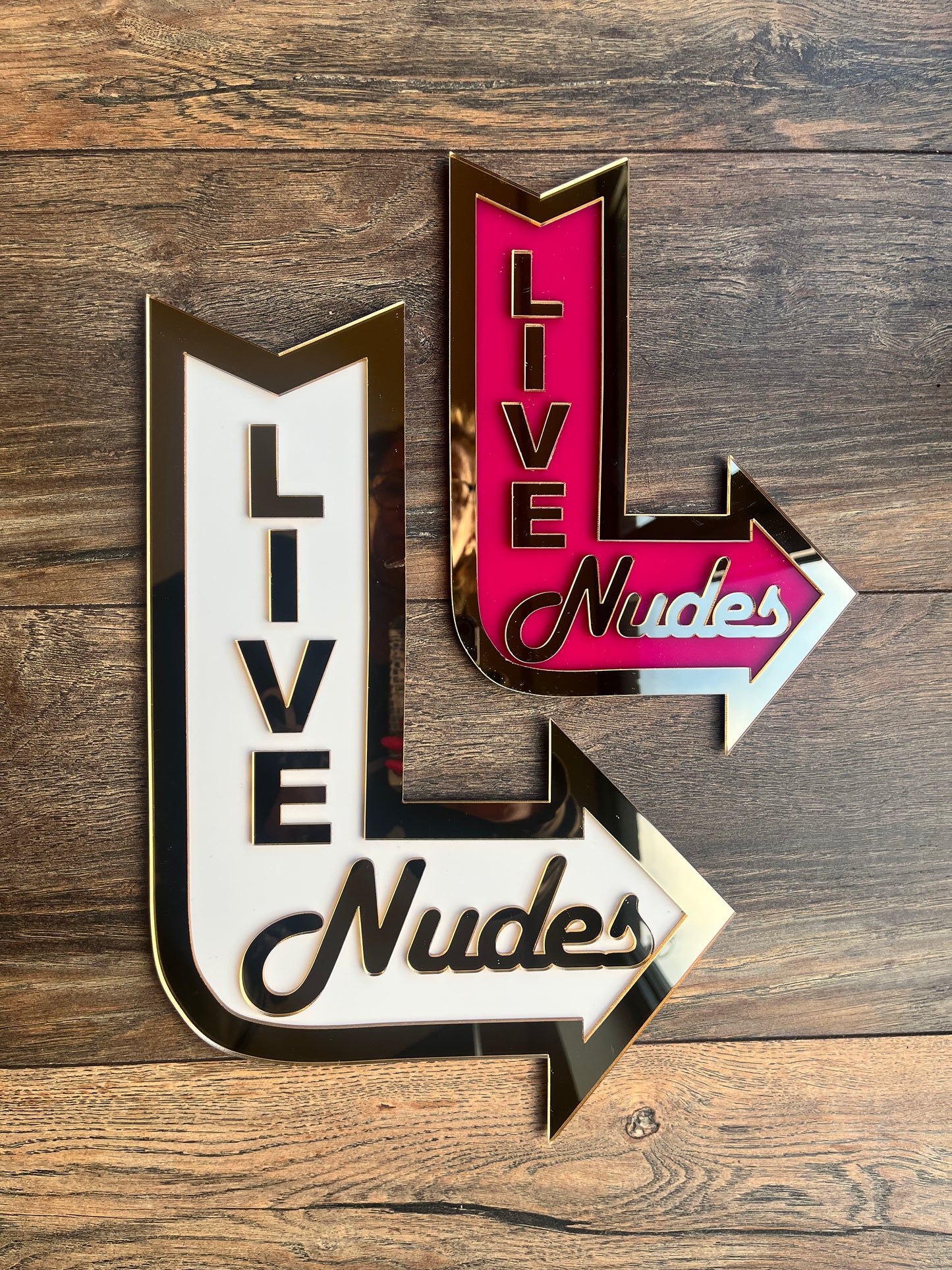 LIVE NUDES Retro Arrow Wall Art