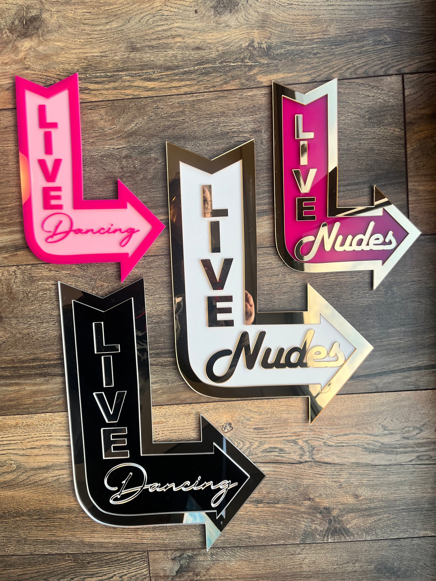 LIVE NUDES Retro Arrow Wall Art