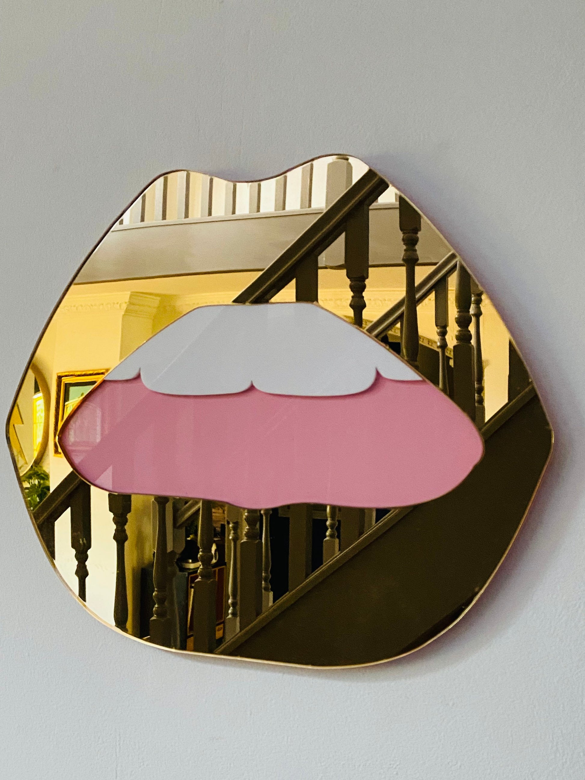 LARGE Gold Lip Mirror - Acrylic Mirror - Lip Decor - Gold lips with pink