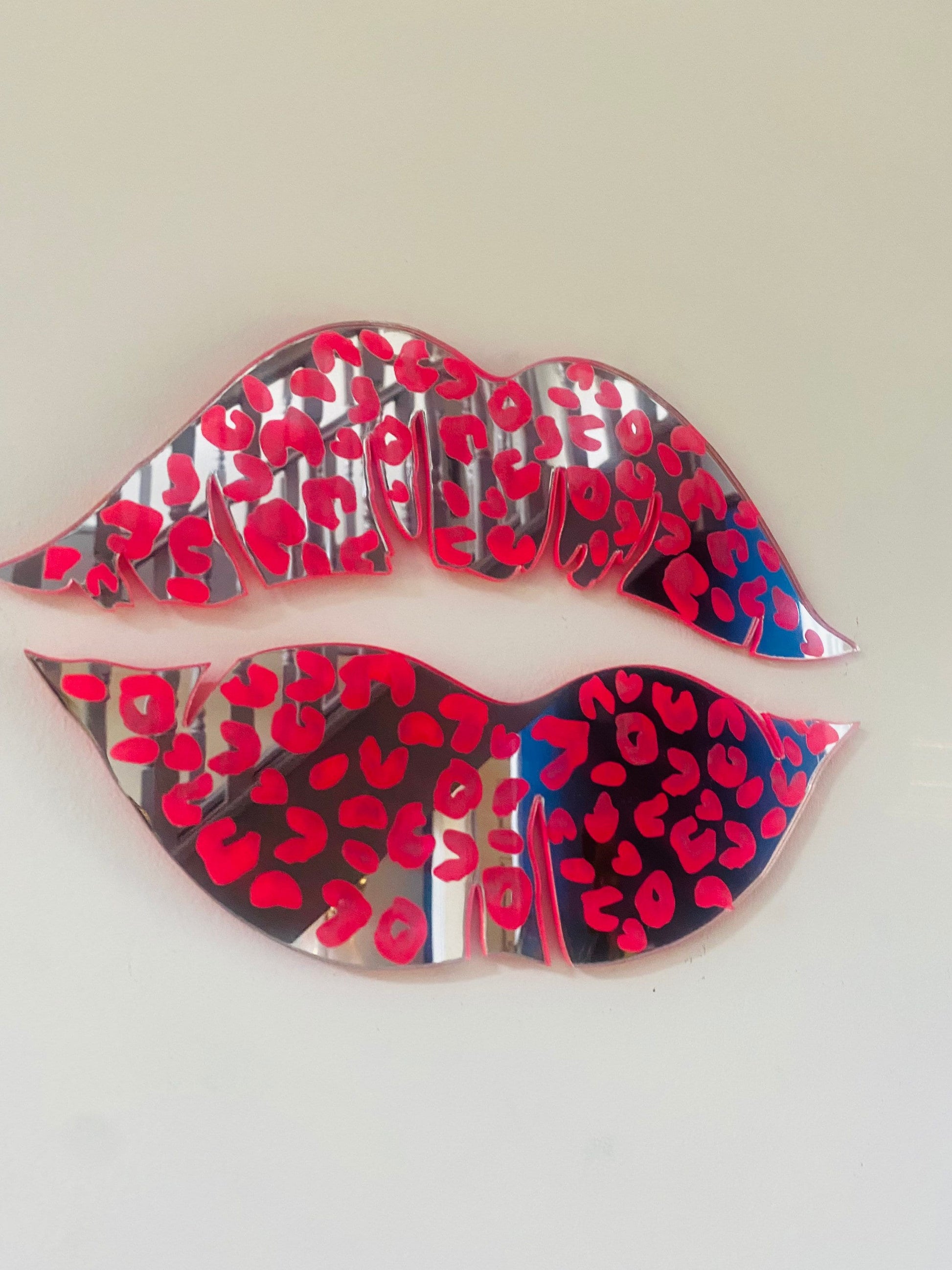 Silver mirror acrylic lips with neon pink leopard print  - Acrylic - Lip Decor - Wall decor - wall lips